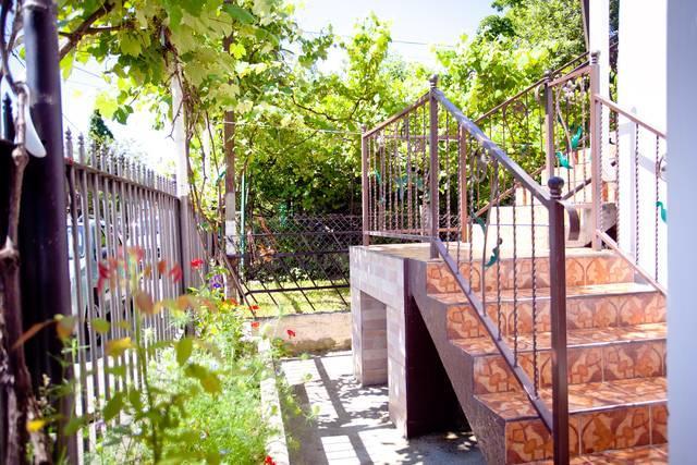 Гостевой Дом На Гечба Hotel Gagra Ngoại thất bức ảnh